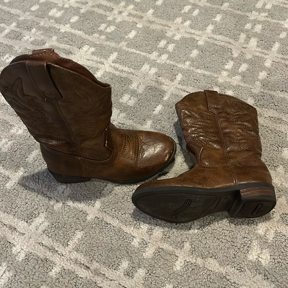 Kids cowboy boots